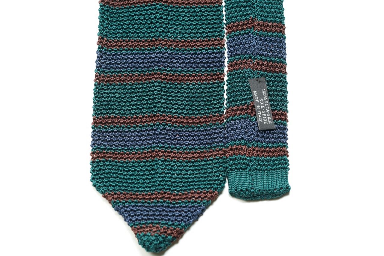 V Point Knitted Tie Col.2