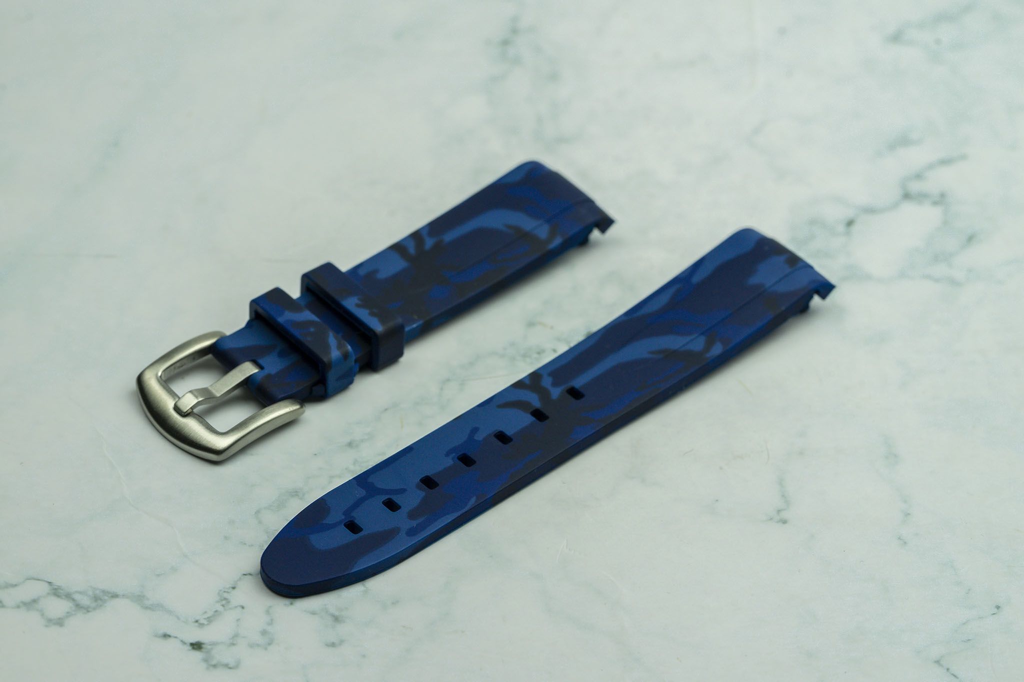 20mm Curved Ended - Blue Camo