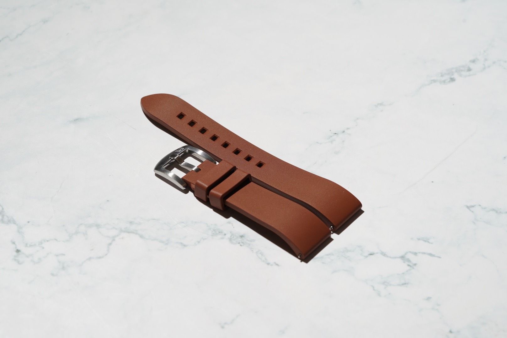 Classic Style Rubber Watch Strap – Brown