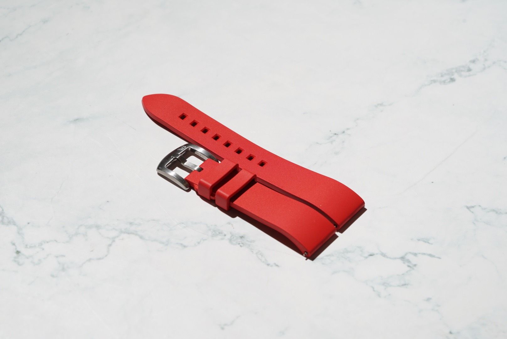 Classic Style Rubber Watch Strap – Red