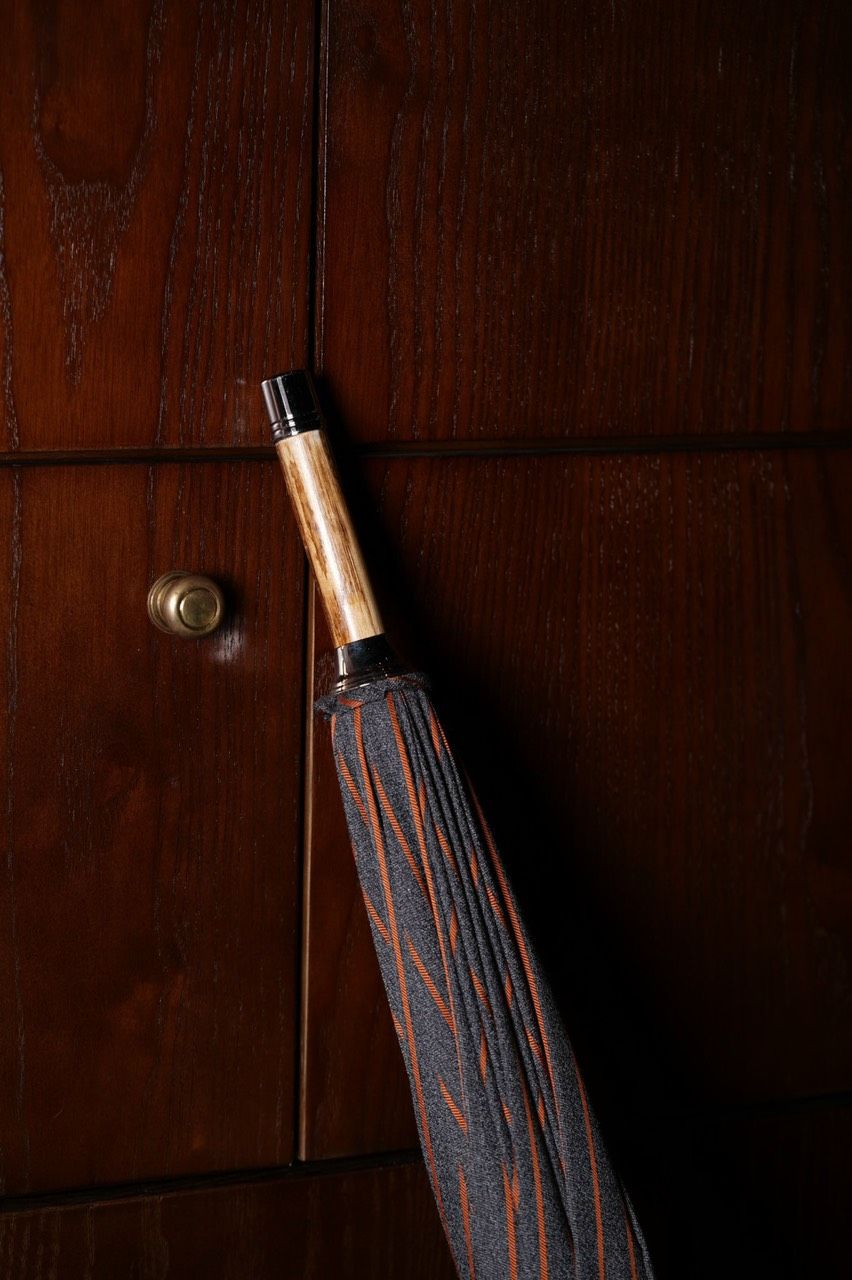Umbrella Solid Stick - Ash Wood / Grey stripe orange
