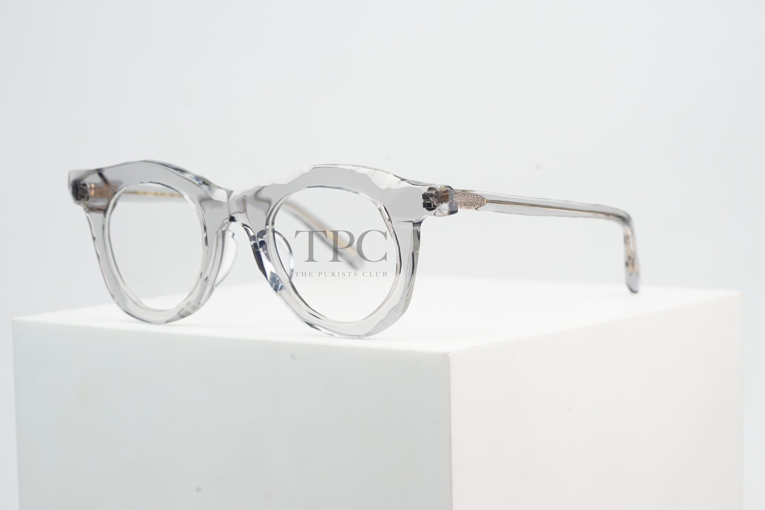 MM0069 - Clear Gray