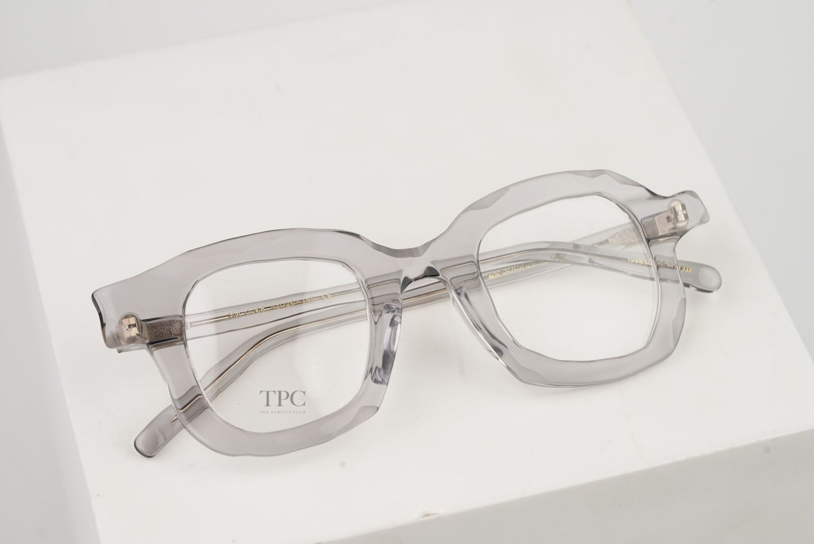 MM-0068 No.3 Clear gray
