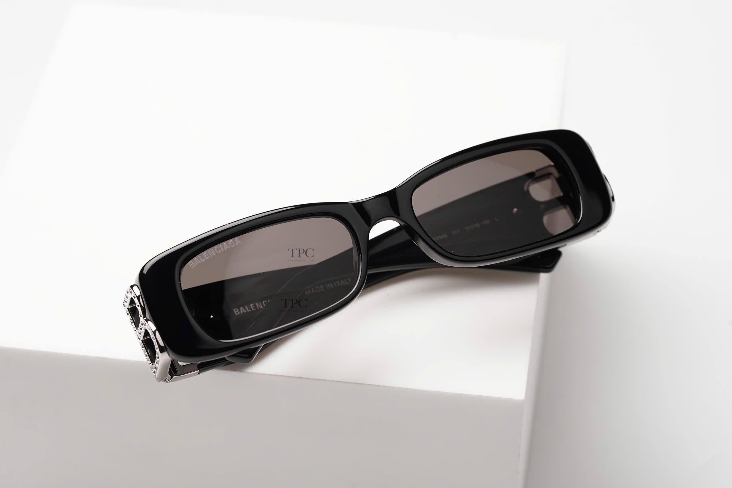 Balenciaga BB0096S-017