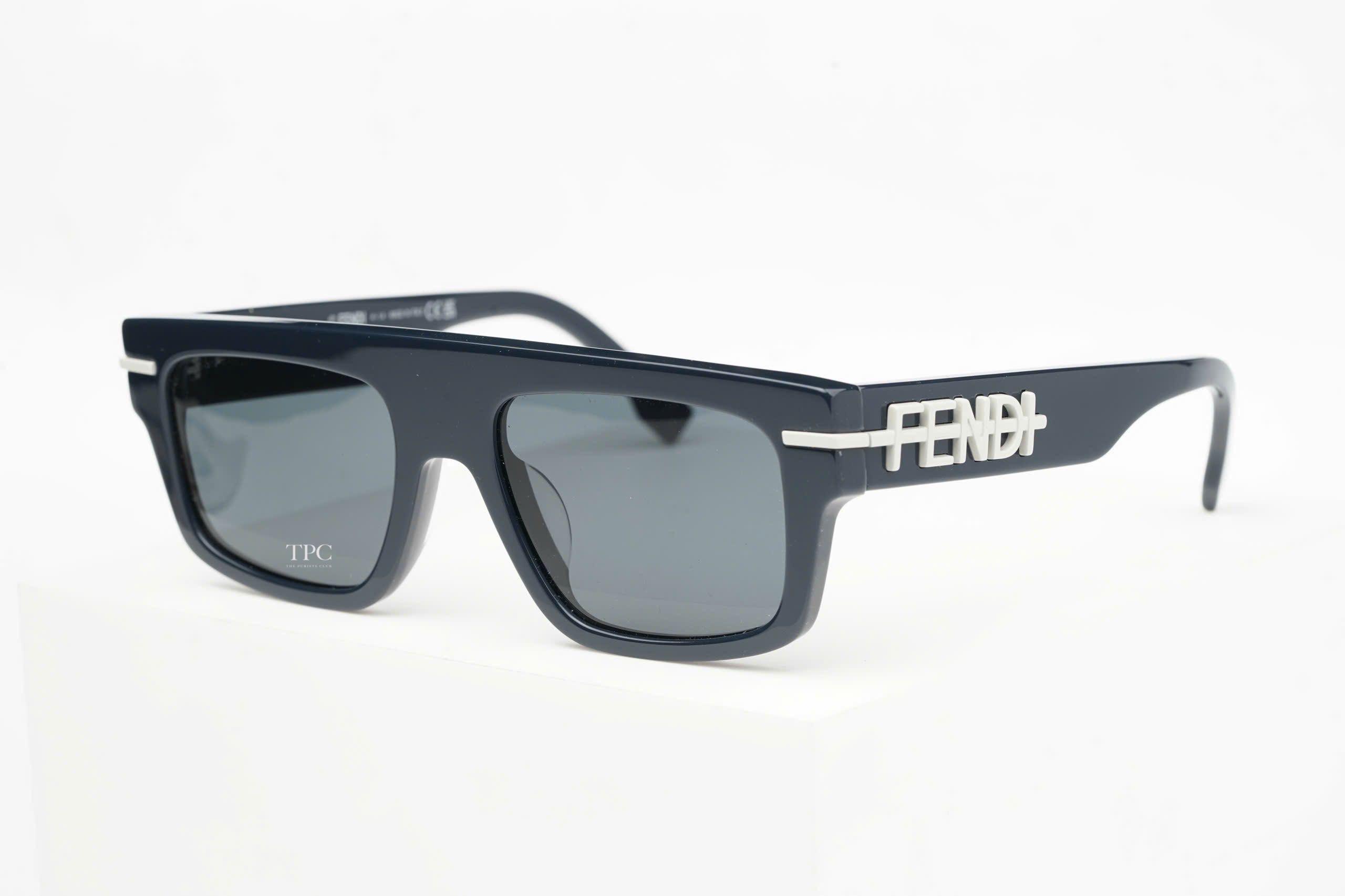 Fendi FE40091U5490A