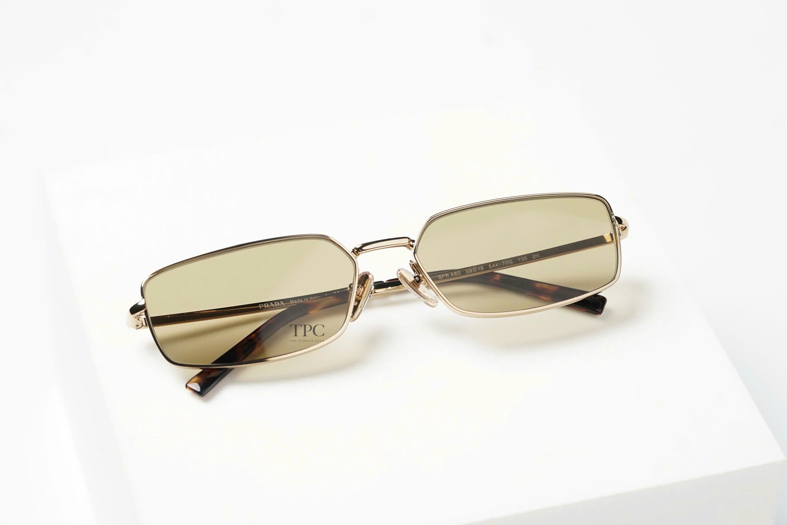 Prada 0PR A60S - 5AK70G