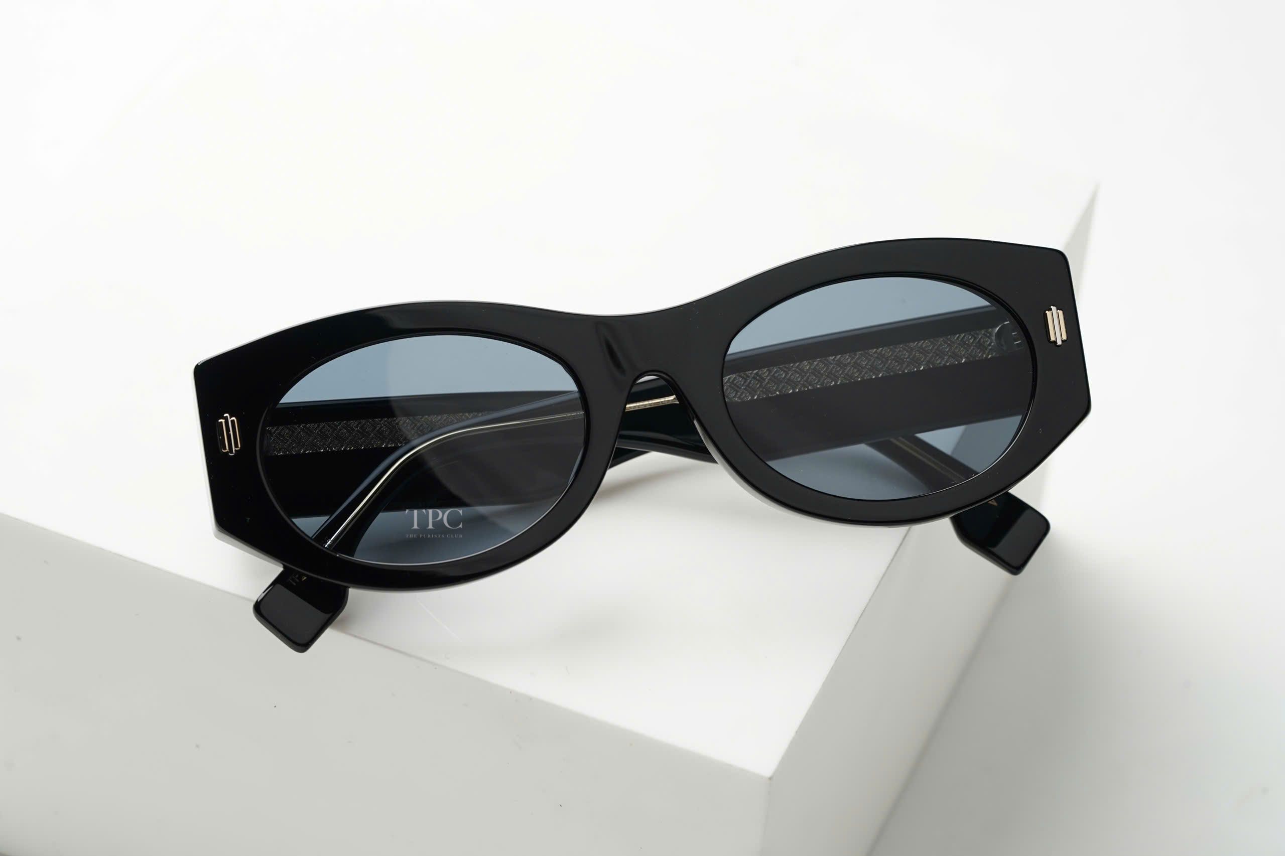 Fendi FE40125F5301V