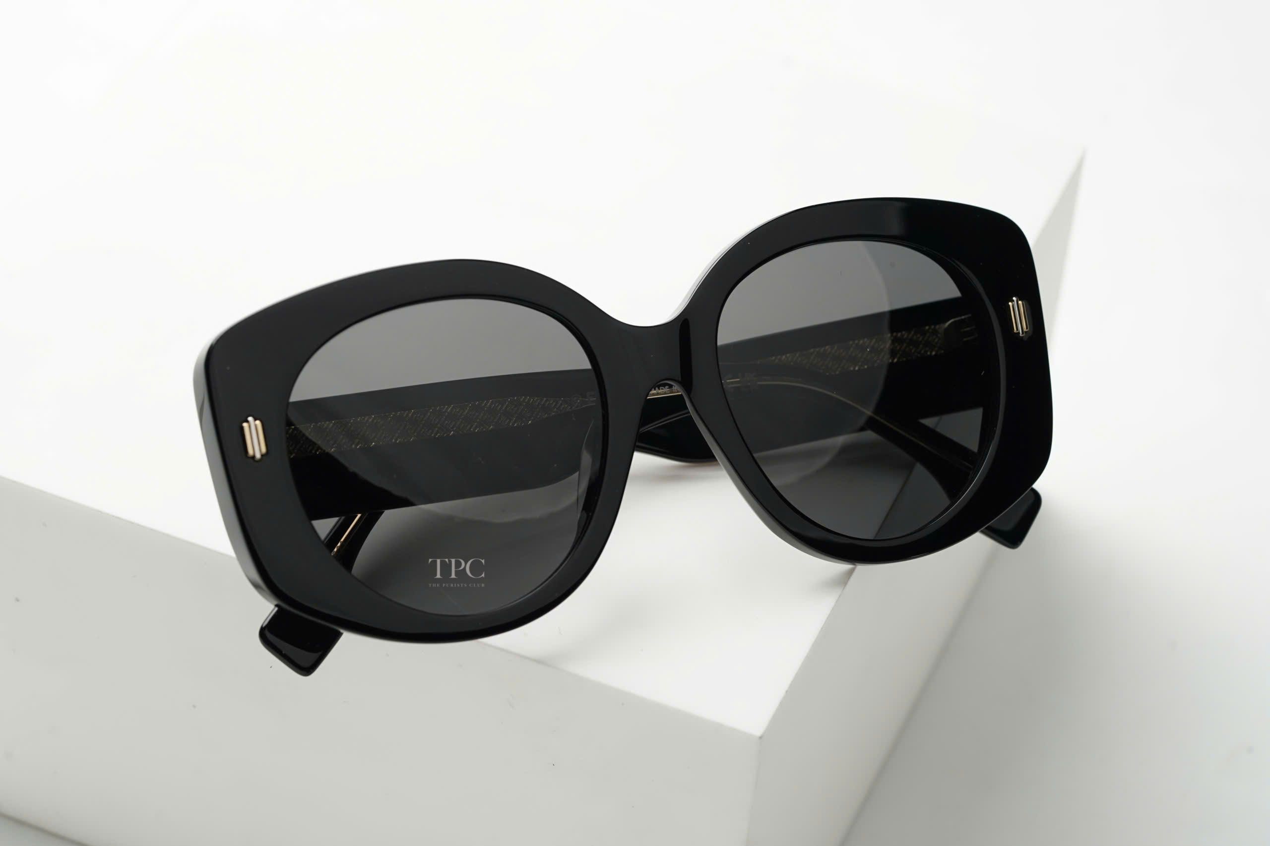 Fendi FE40137F5301A