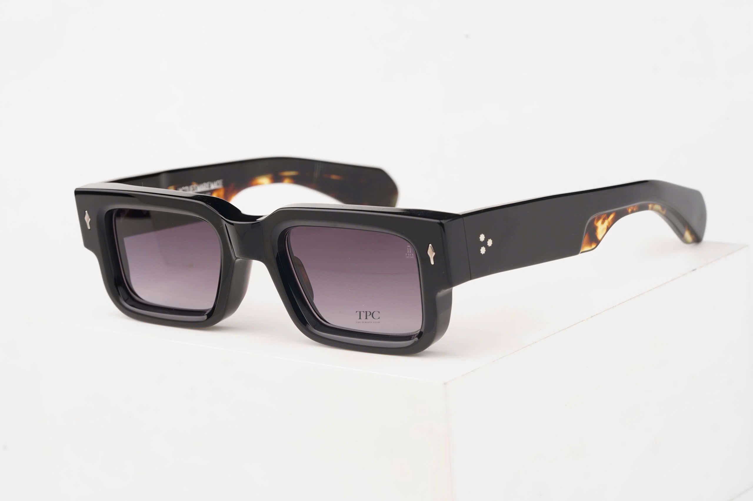 Ascari Noir 11
