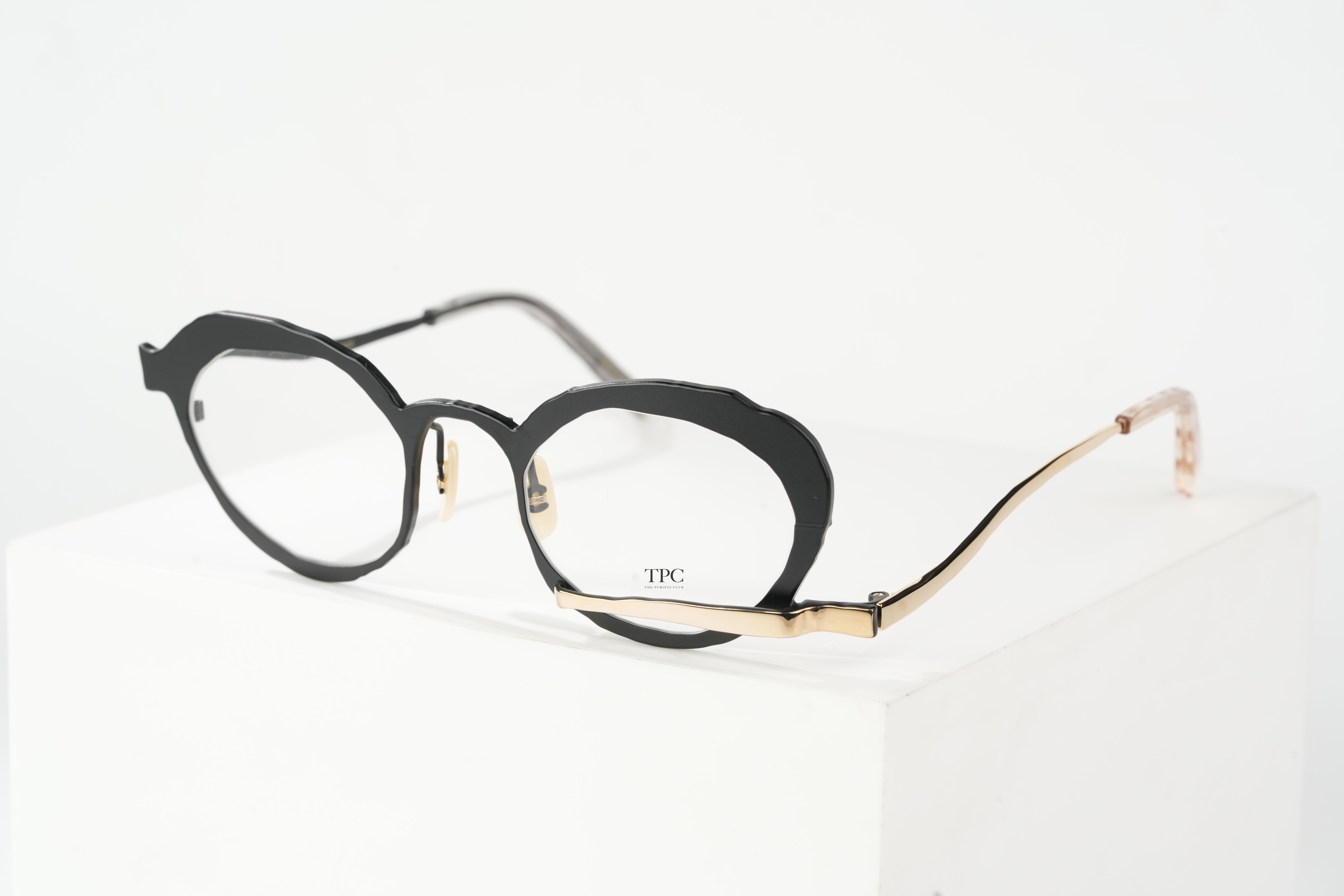 MM-0090 No.2 Black - Gold