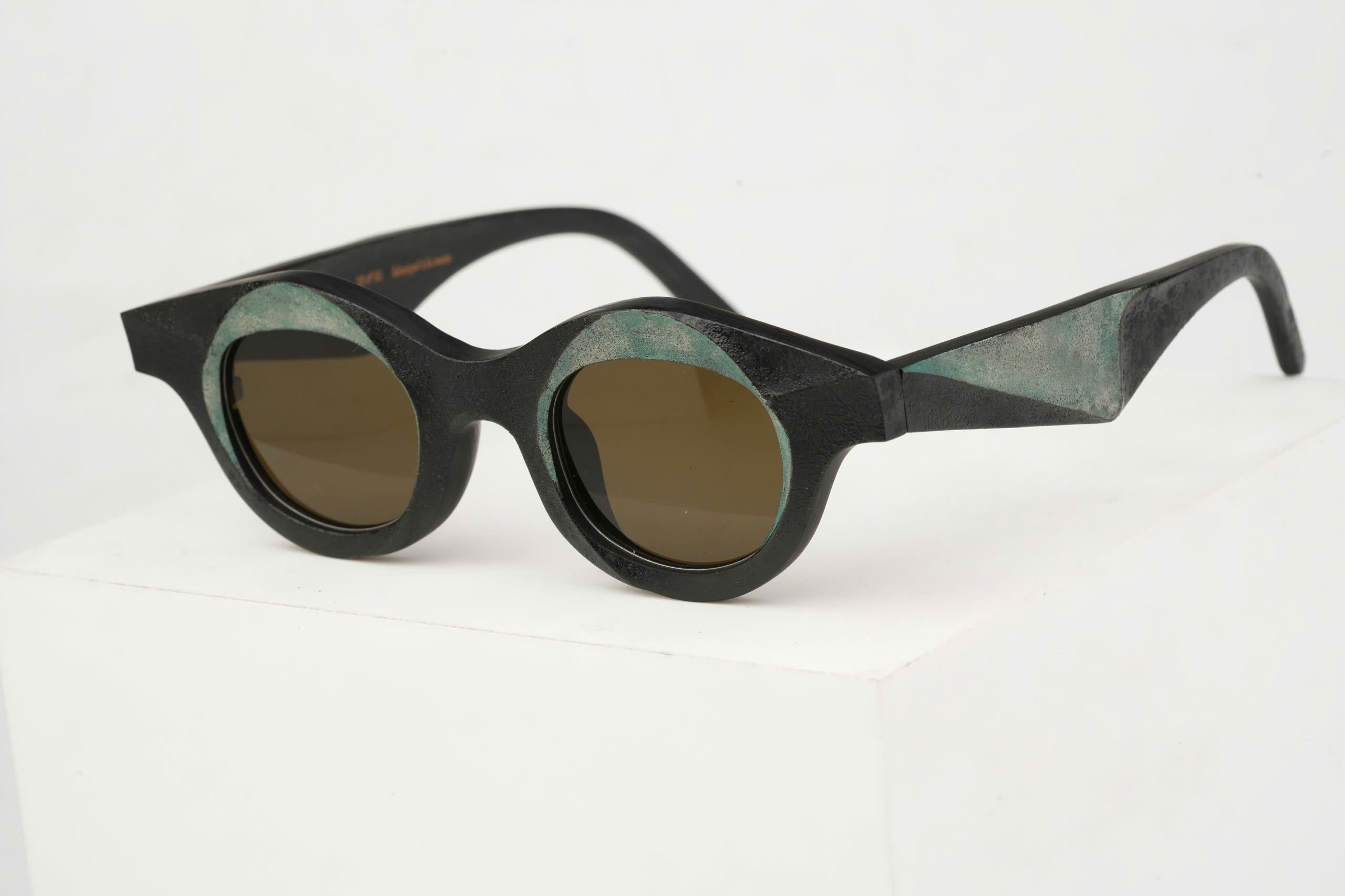 RG1063SEBLACK x JADE LACQUERSUN
