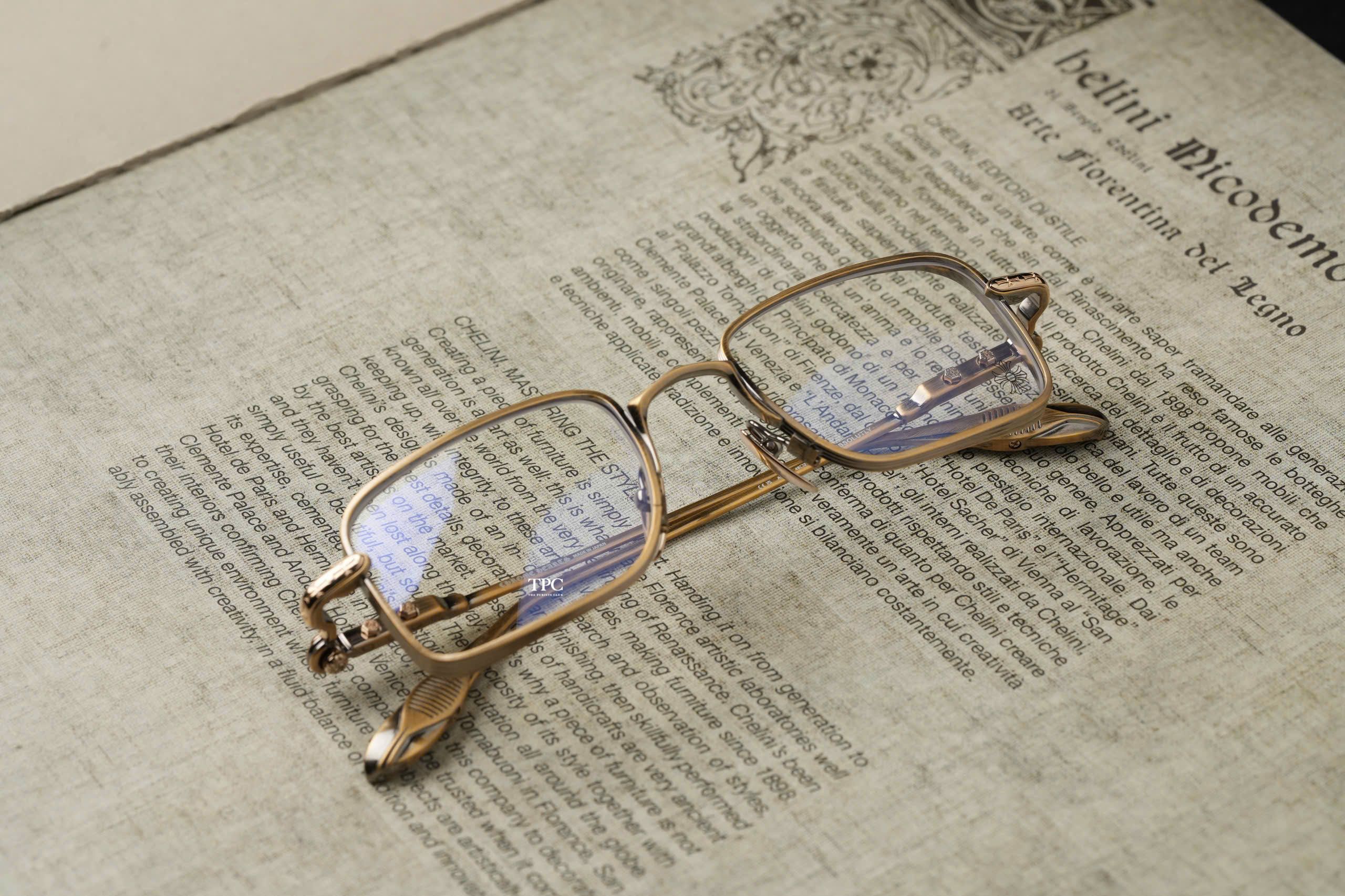 ASSSOLUTLY - Antique Gold