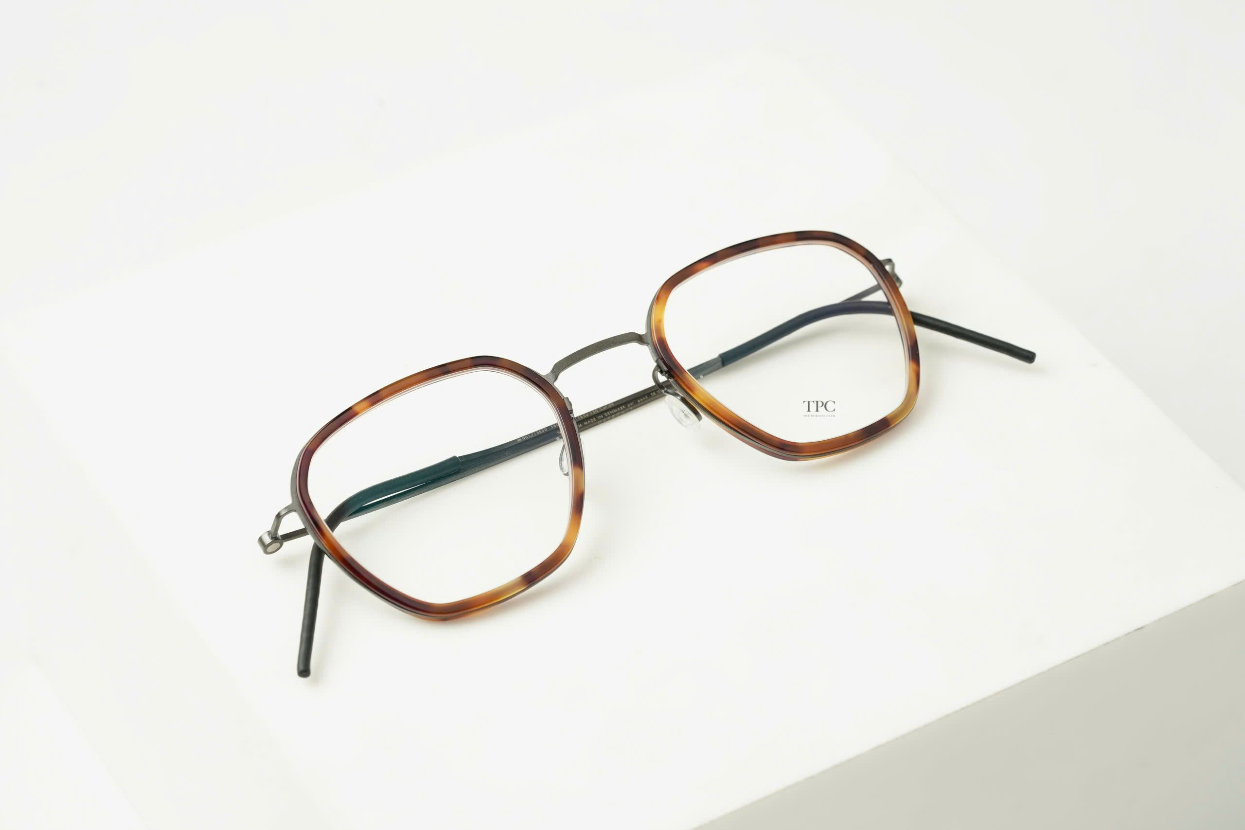 Thintanium 5806 col.Tortoise