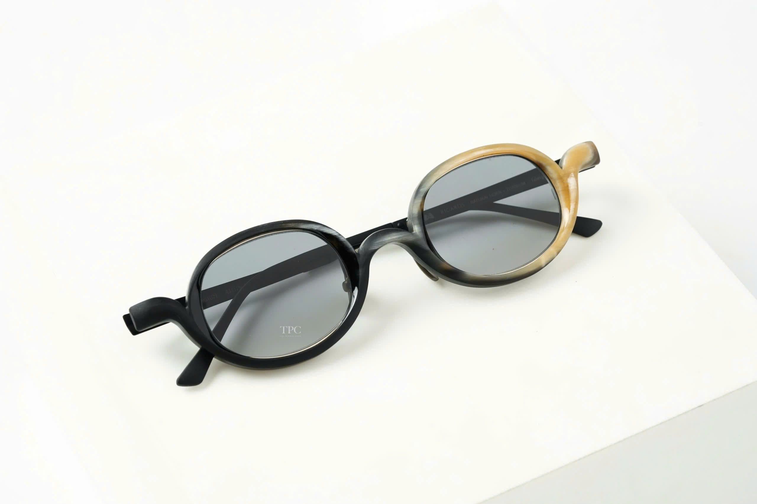 RG1071/BLACK&WHITE x SUN